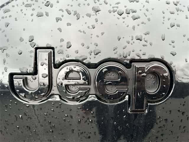 new 2024 Jeep Grand Cherokee L car, priced at $48,175