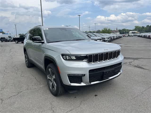 new 2024 Jeep Grand Cherokee L car, priced at $49,170