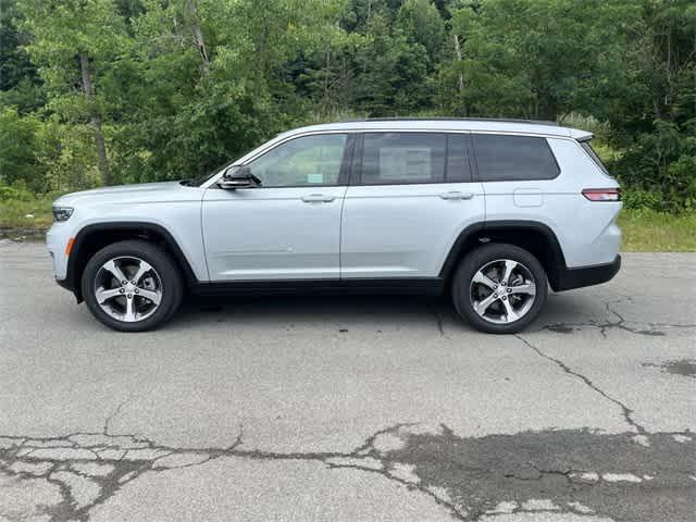 new 2024 Jeep Grand Cherokee L car, priced at $49,170