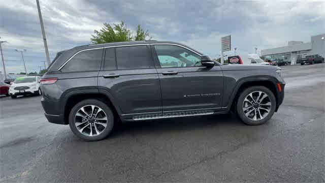 used 2022 Jeep Grand Cherokee car, priced at $39,221