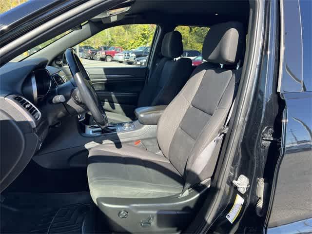 used 2019 Jeep Grand Cherokee car, priced at $17,992