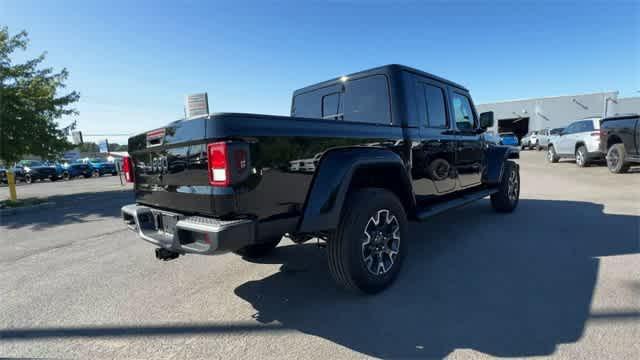 new 2025 Jeep Gladiator car, priced at $51,143