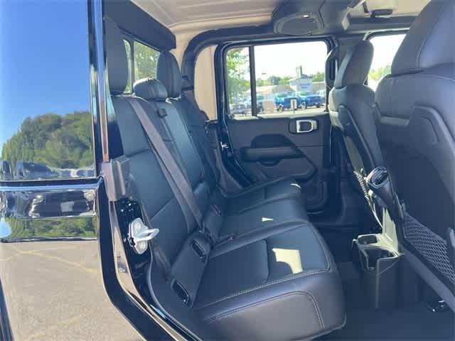 new 2025 Jeep Gladiator car, priced at $51,143