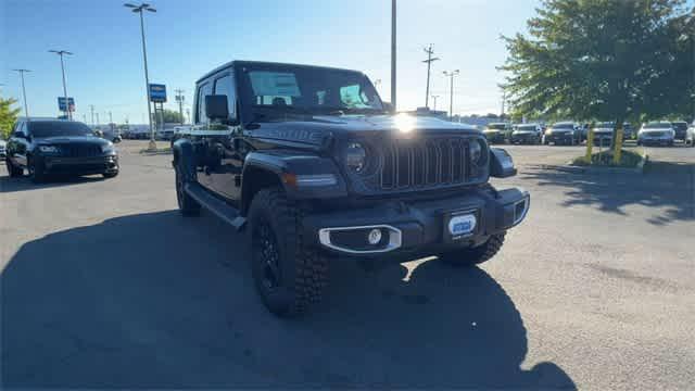 new 2025 Jeep Gladiator car, priced at $48,972