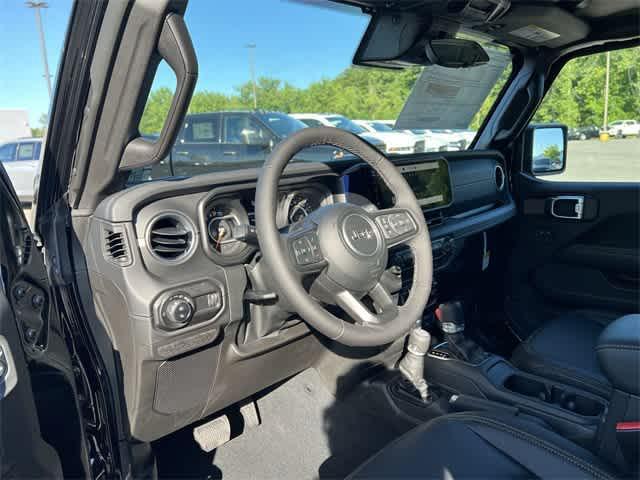 new 2025 Jeep Gladiator car, priced at $48,972