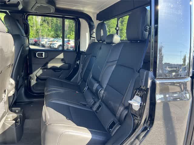 new 2025 Jeep Gladiator car, priced at $48,972