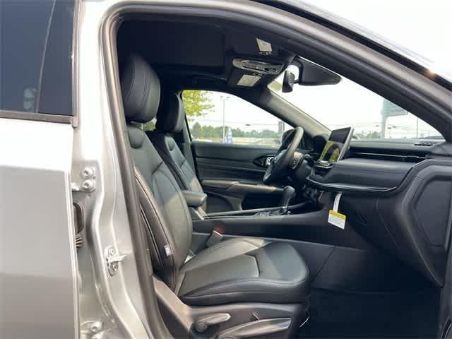new 2025 Jeep Compass car, priced at $35,330