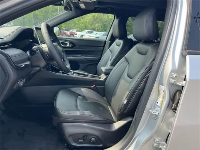 new 2025 Jeep Compass car, priced at $35,330