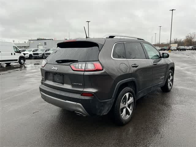 used 2021 Jeep Cherokee car, priced at $23,042