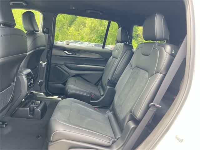 new 2025 Jeep Grand Cherokee L car, priced at $44,482