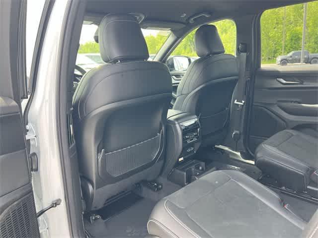 new 2025 Jeep Grand Cherokee L car, priced at $44,482