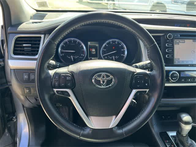 used 2018 Toyota Highlander car, priced at $19,988
