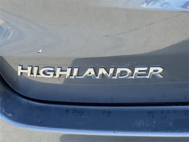 used 2018 Toyota Highlander car, priced at $19,988