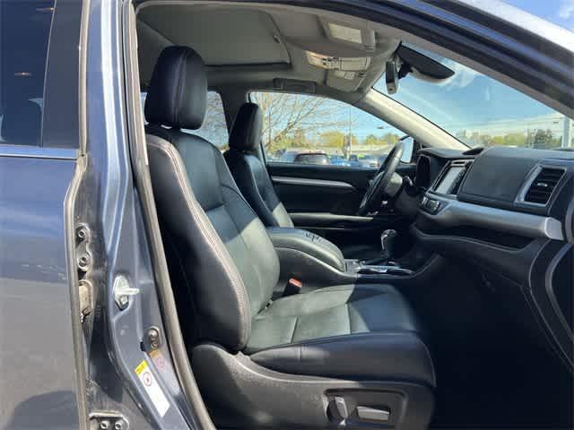 used 2018 Toyota Highlander car, priced at $19,988