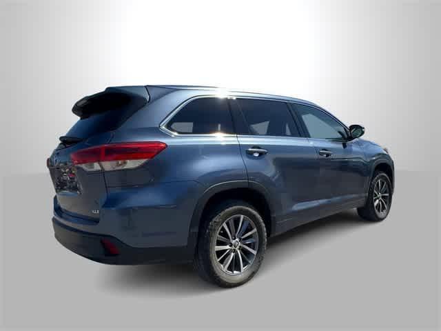 used 2018 Toyota Highlander car, priced at $19,988