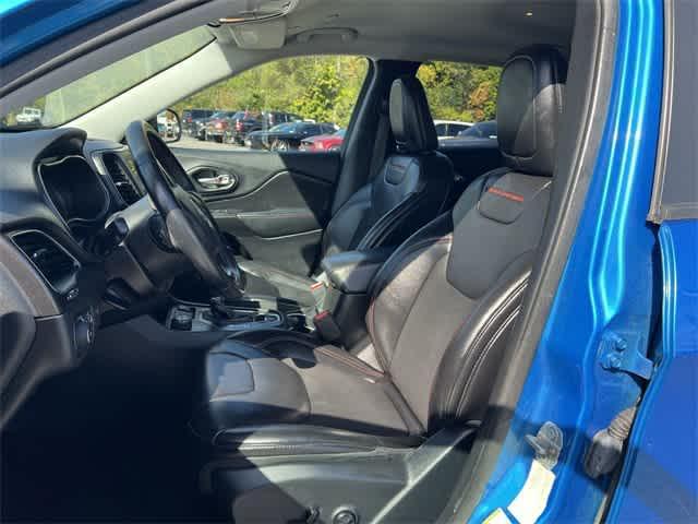 used 2019 Jeep Cherokee car, priced at $14,201
