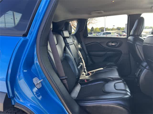 used 2019 Jeep Cherokee car, priced at $14,201