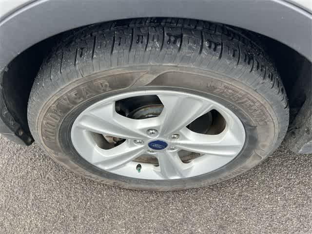 used 2015 Ford Escape car, priced at $9,501
