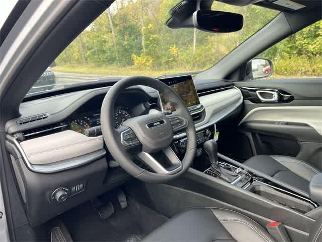 new 2025 Jeep Compass car, priced at $32,435