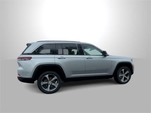 new 2024 Jeep Grand Cherokee car, priced at $51,920