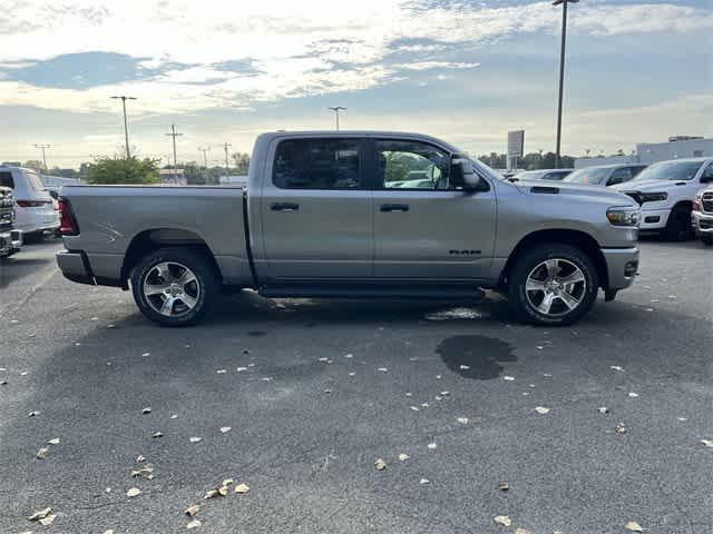 new 2025 Ram 1500 car, priced at $44,932