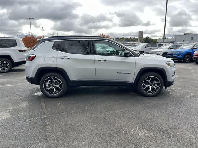 new 2025 Jeep Compass car, priced at $31,435