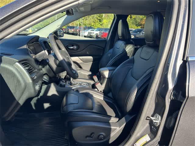 used 2022 Jeep Cherokee car, priced at $20,461