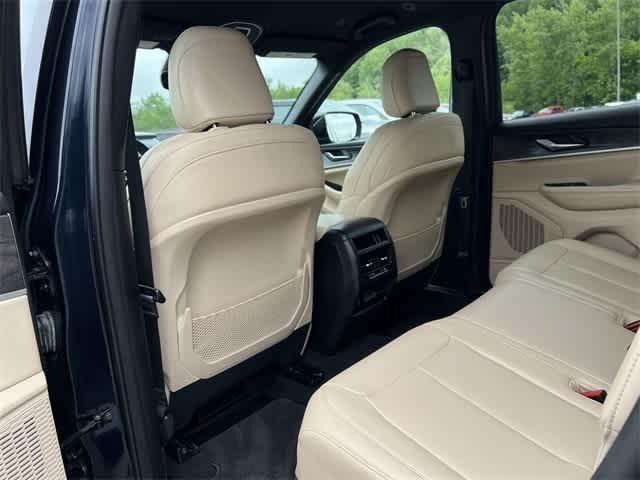 used 2024 Jeep Grand Cherokee car, priced at $33,931