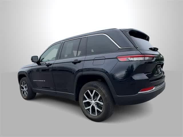 used 2024 Jeep Grand Cherokee car, priced at $33,931
