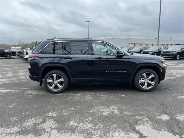 new 2024 Jeep Grand Cherokee car, priced at $48,345