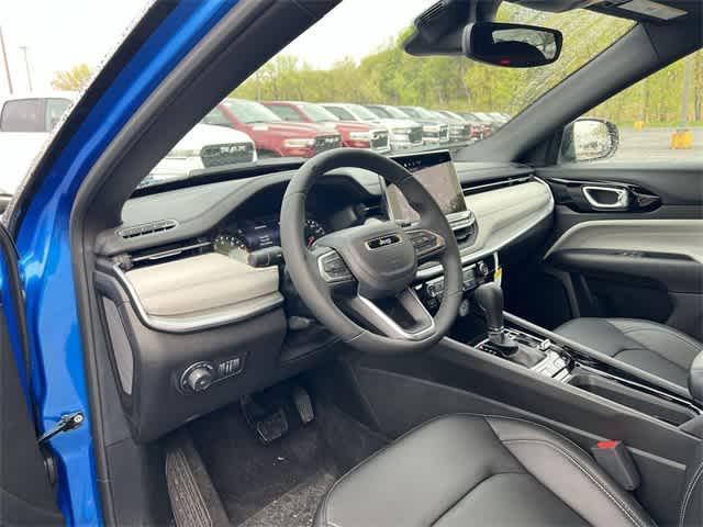 new 2025 Jeep Compass car, priced at $32,243