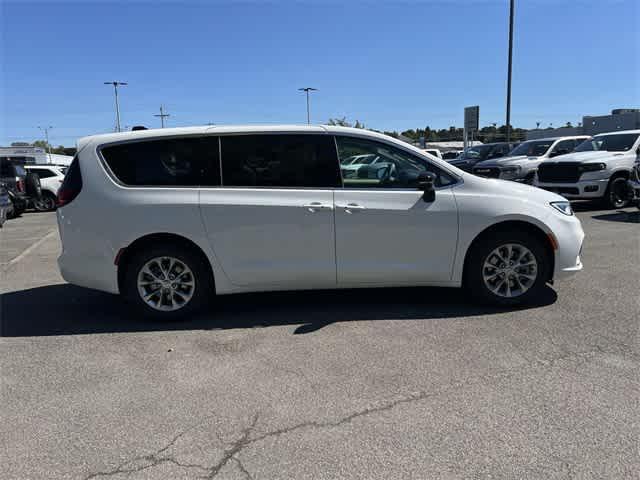 new 2024 Chrysler Pacifica car, priced at $40,990