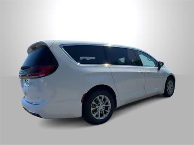 new 2024 Chrysler Pacifica car, priced at $40,990