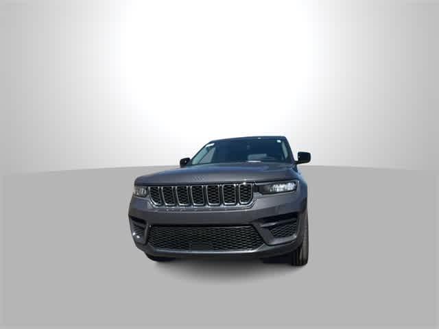 new 2024 Jeep Grand Cherokee car, priced at $41,925