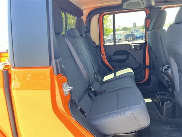 new 2025 Jeep Gladiator car, priced at $49,972