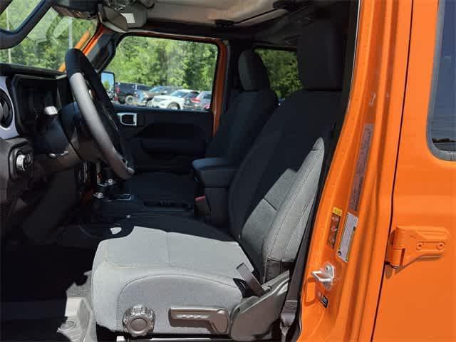 new 2025 Jeep Gladiator car, priced at $49,972