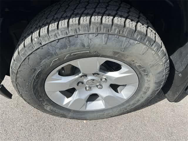 used 2022 Ram 1500 car, priced at $33,252