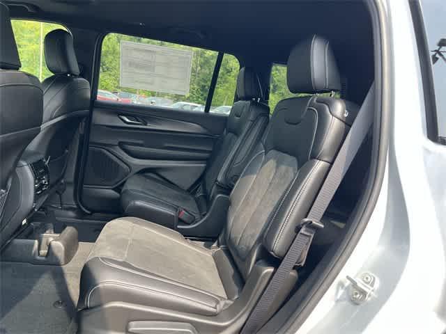 new 2025 Jeep Grand Cherokee L car, priced at $45,655