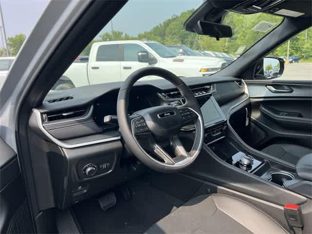 new 2025 Jeep Grand Cherokee L car, priced at $45,655
