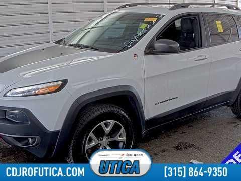used 2018 Jeep Cherokee car, priced at $17,745