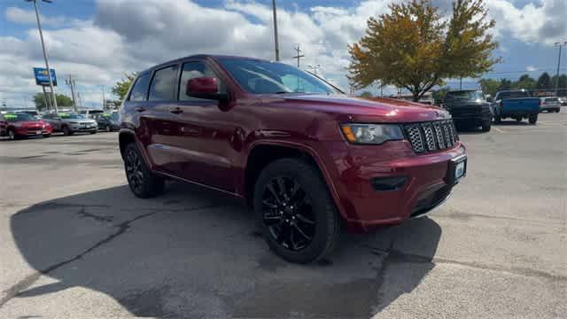 used 2018 Jeep Grand Cherokee car, priced at $20,361