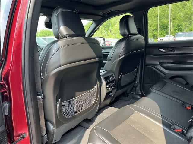 used 2023 Jeep Grand Cherokee car, priced at $33,921