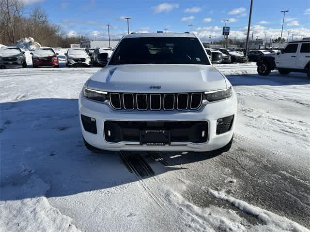 used 2022 Jeep Grand Cherokee car, priced at $34,642