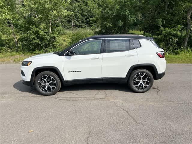 new 2024 Jeep Compass car, priced at $28,840