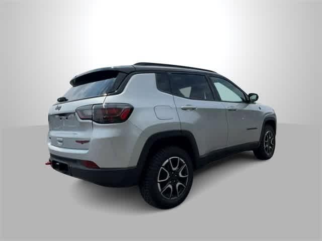 new 2024 Jeep Compass car, priced at $37,635