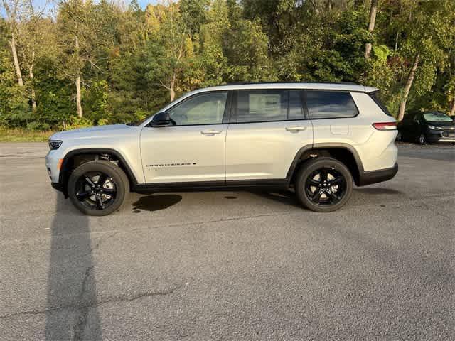 new 2024 Jeep Grand Cherokee L car, priced at $46,675