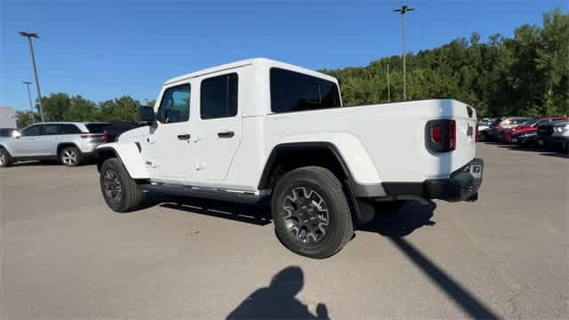 new 2025 Jeep Gladiator car, priced at $50,903