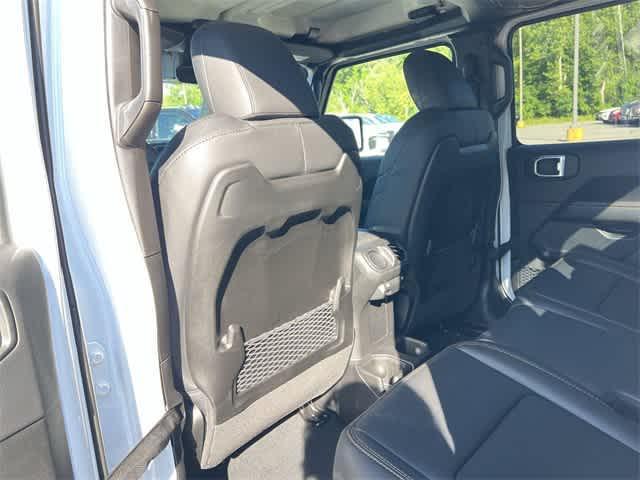 new 2025 Jeep Gladiator car, priced at $50,903