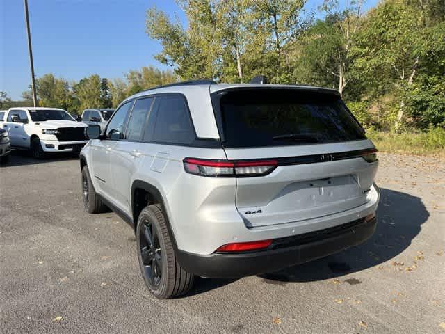 new 2024 Jeep Grand Cherokee car, priced at $50,535