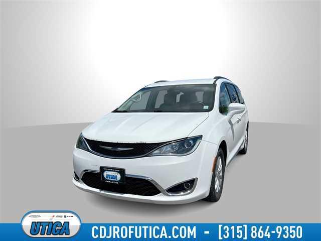 used 2017 Chrysler Pacifica car, priced at $11,801